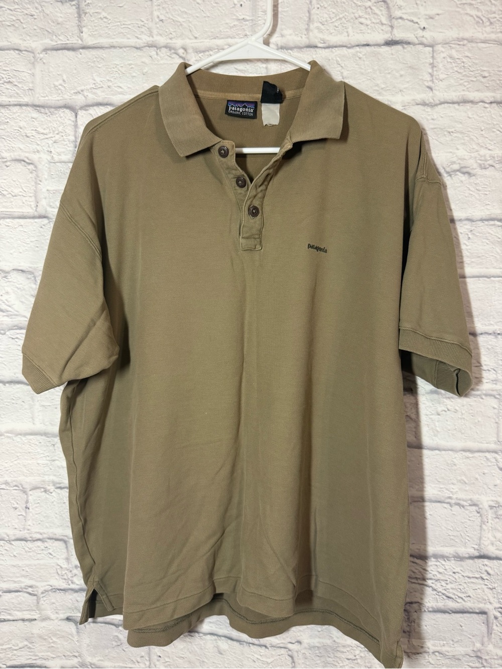 Patagonia Men's Polo Shirt in Tan, sz Large